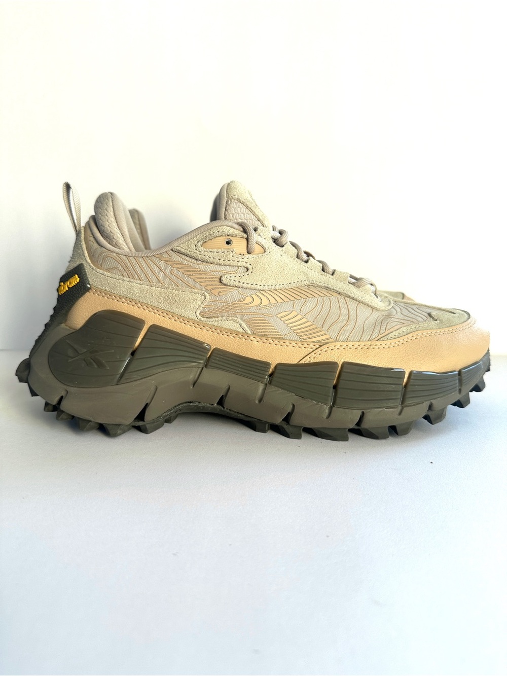 REEBOK ZIG KINETICA 2.5 EDGE MODERN BEIGE SAHARA OUTDOOR ALL-TERRAIN SHOES Sz9.5